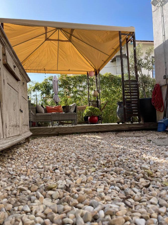 Rdc De Maison Avec Terrasse Barbecue Toulon Exteriér fotografie